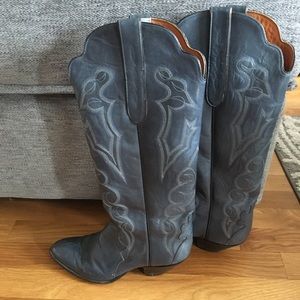 Gorgeous Blue cowboy boots
